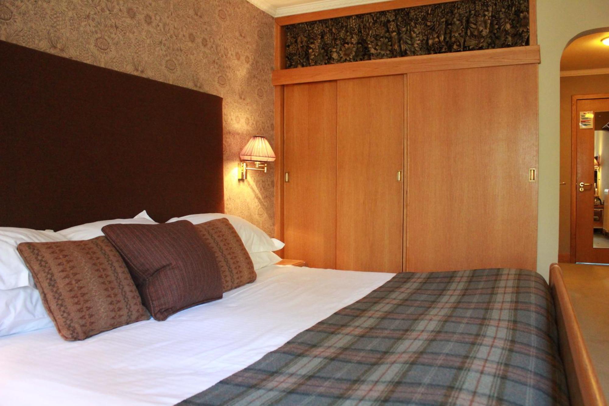 Roman Camp Country House Hotel 칼란더 외부 사진